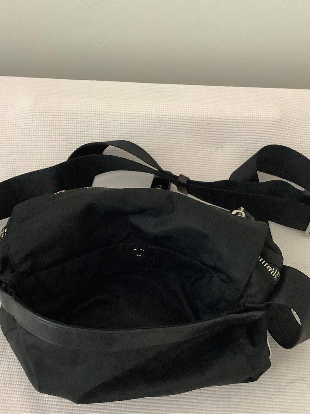 Tumi Voyageur Lugano Crossbody Messenger - Picture 10 of 10